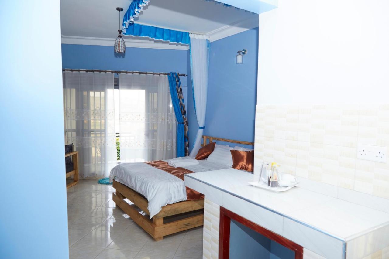 Westway Luxury Suites Mbarara Extérieur photo