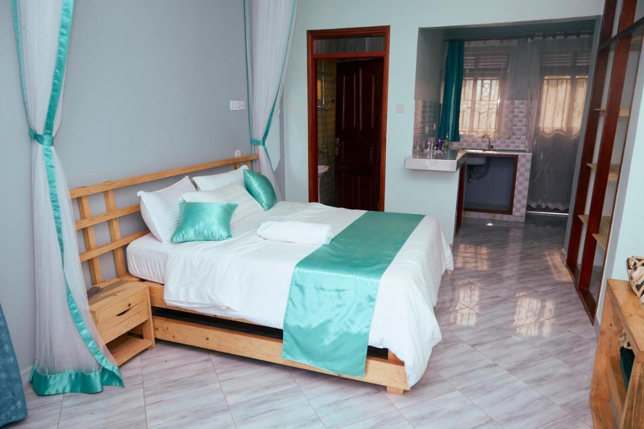 Westway Luxury Suites Mbarara Extérieur photo