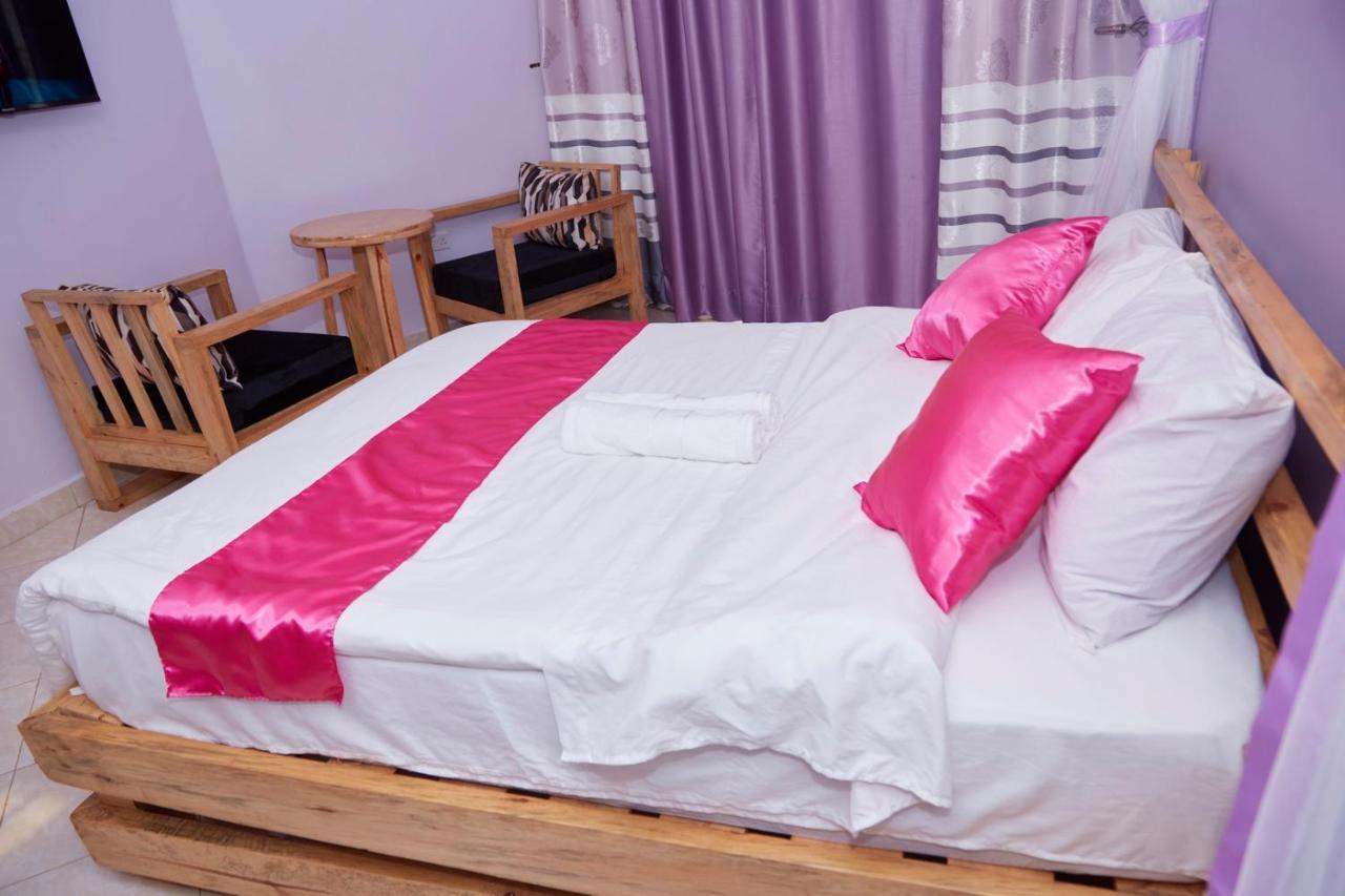 Westway Luxury Suites Mbarara Extérieur photo