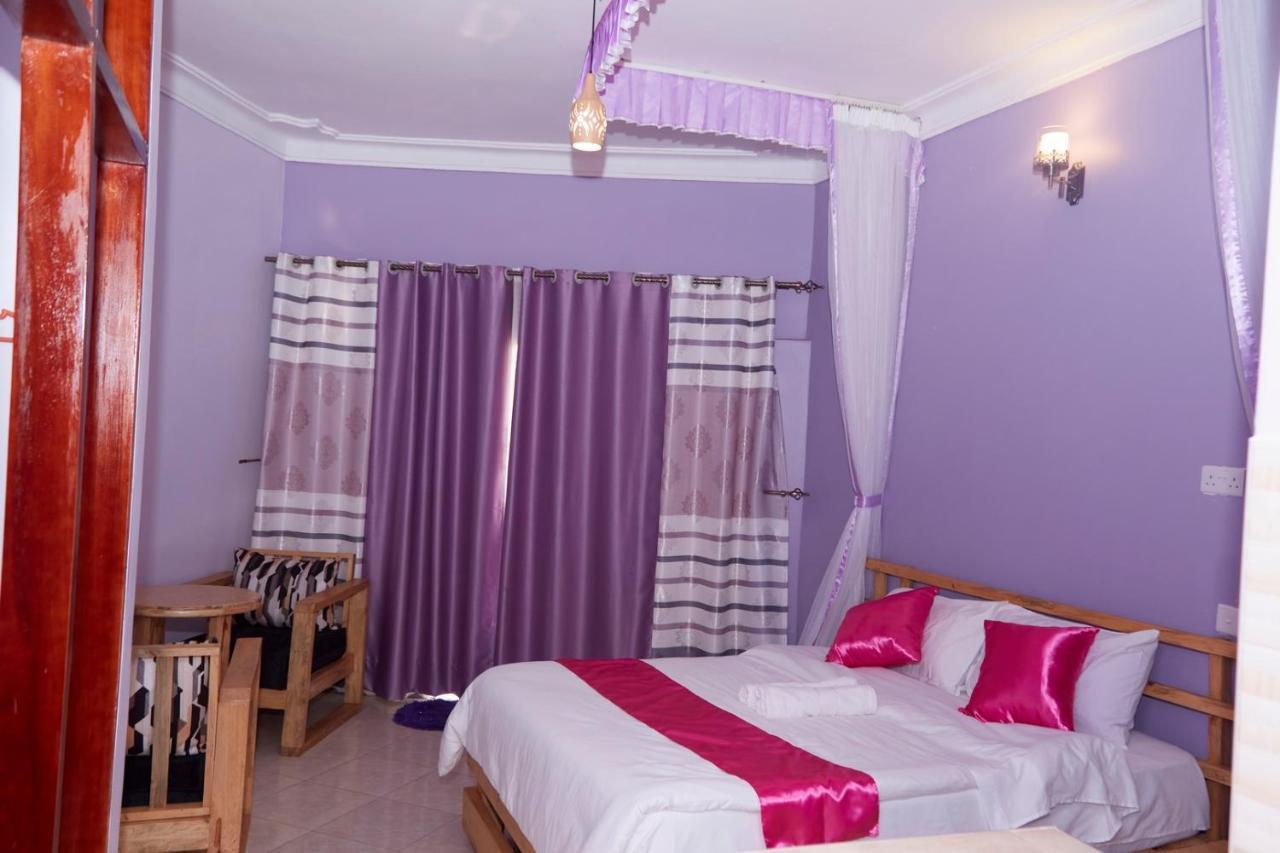 Westway Luxury Suites Mbarara Extérieur photo