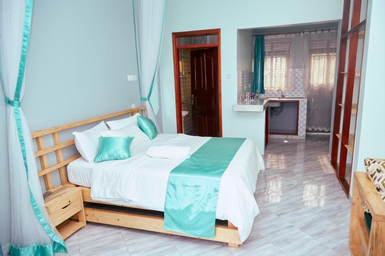 Westway Luxury Suites Mbarara Extérieur photo